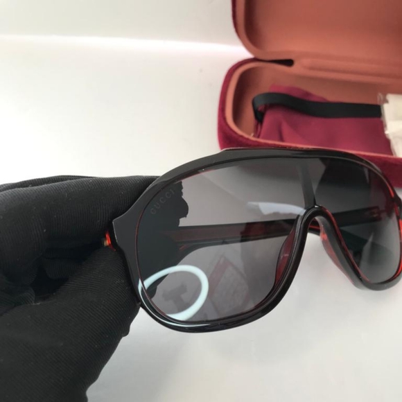 New - 💯 Original  GUCCI MEN'S GG1038S 99MM SUNGLASSES - Picture 10 of 16